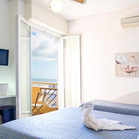 Hotel German'S Gatteo ภายนอก รูปภาพ