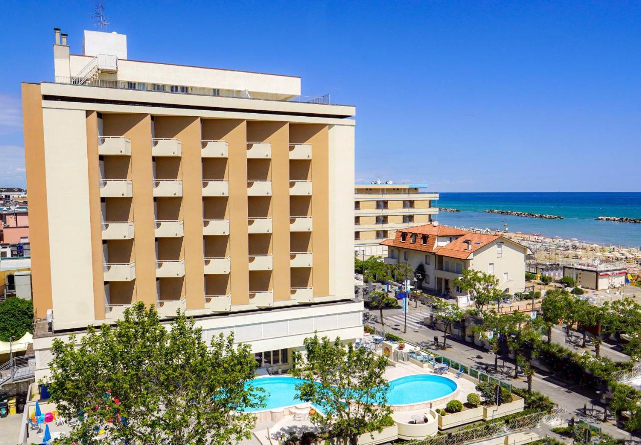 Hotel German'S Gatteo ภายนอก รูปภาพ
