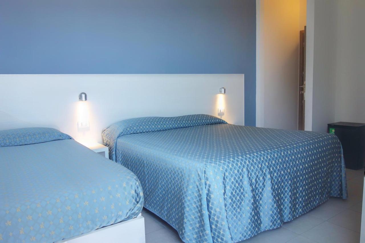 Hotel German'S Gatteo ภายนอก รูปภาพ